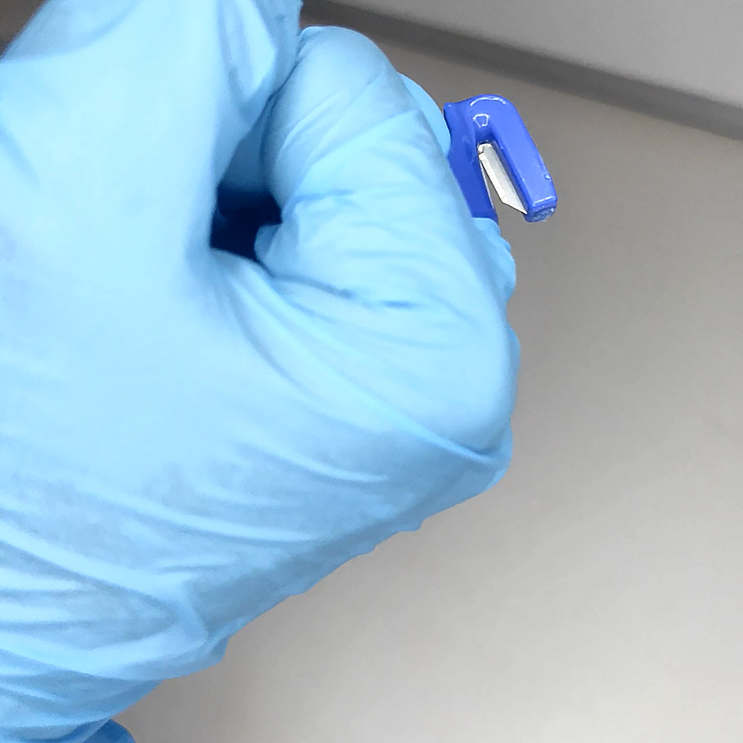 Нож-кольцо металлодетектируемый M&P BACALAN одноразовое режущее, синее